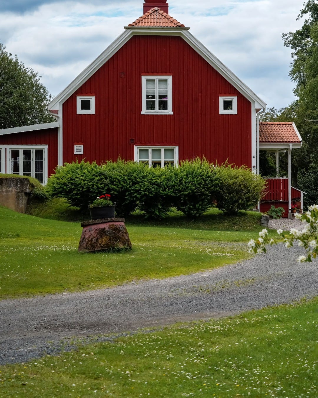 A long maintained rock drive on a rural Brevard property